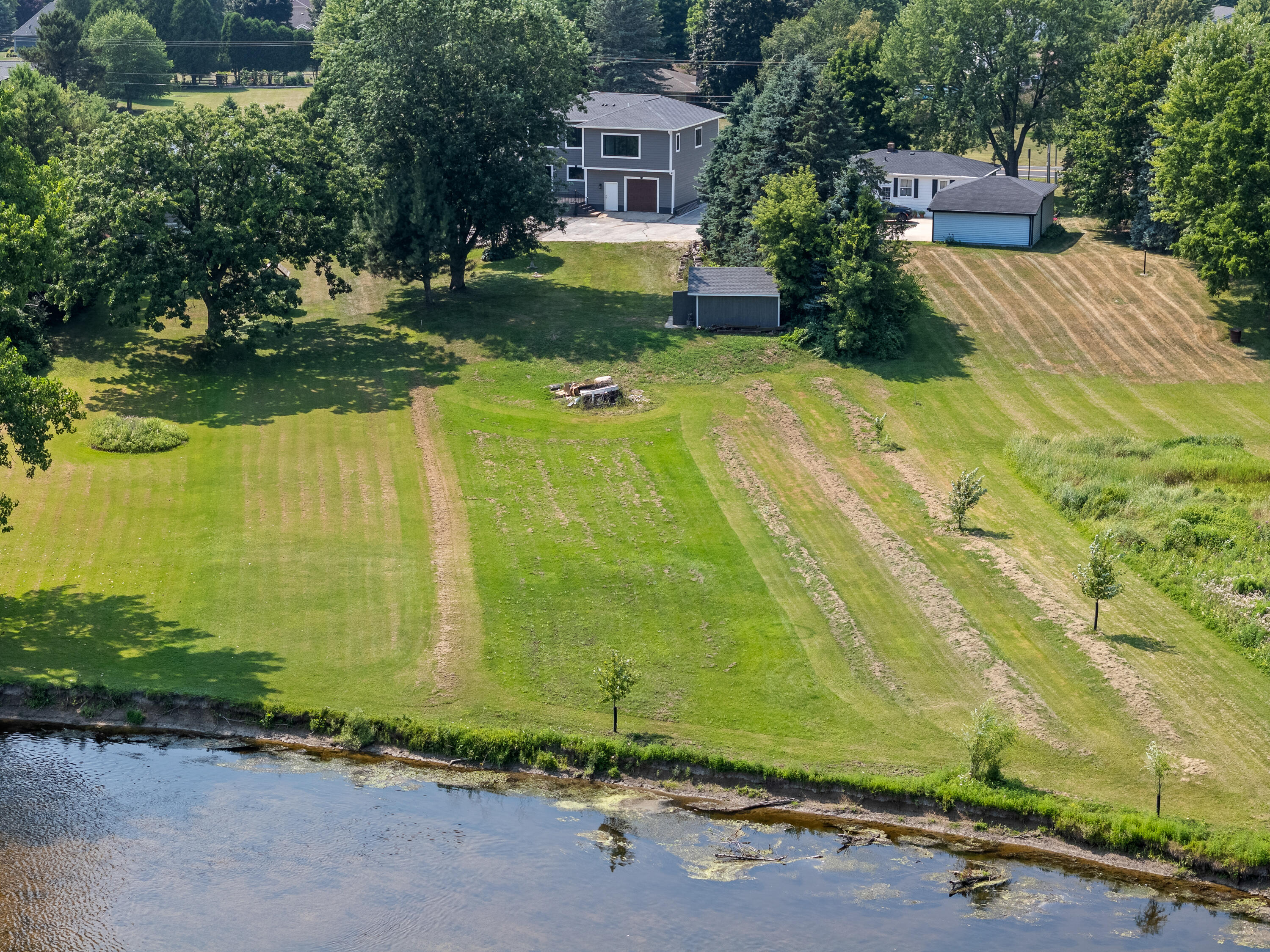 3258 County Rd O Saukville, WI 53080 - Photo 4 of 53 3258 County Road O-46