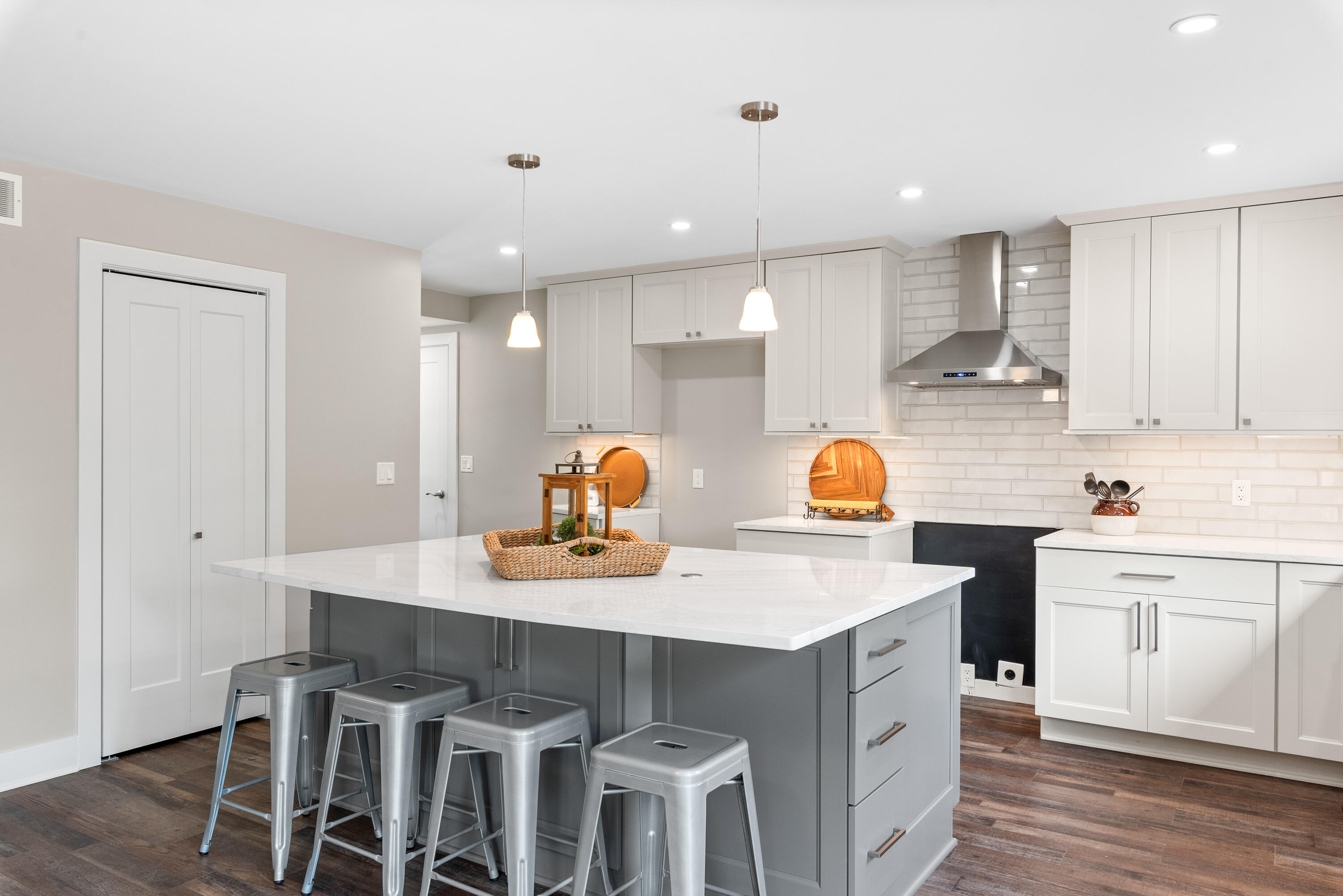 3258 County Rd O Saukville, WI 53080 - Photo 5 of 53 3258 County Road O-2