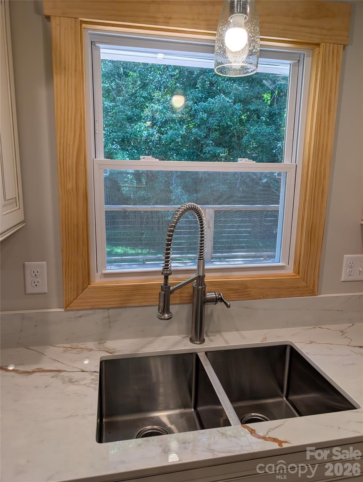 522 Brandon Road Black Mountain, NC 28711 - Photo 7 of 36