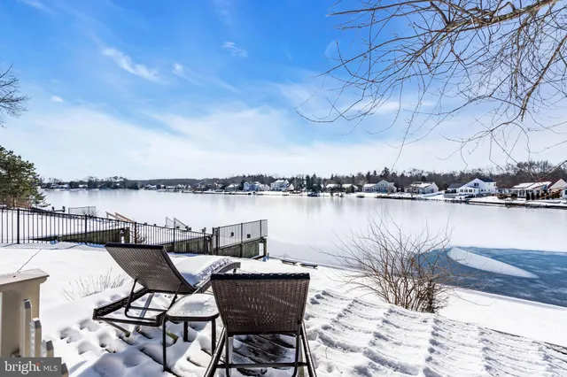 $899,999 | 84 Jennings Road, Manahawkin, NJ 08050