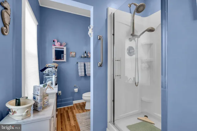 $899,999 | 84 Jennings Road, Manahawkin, NJ 08050