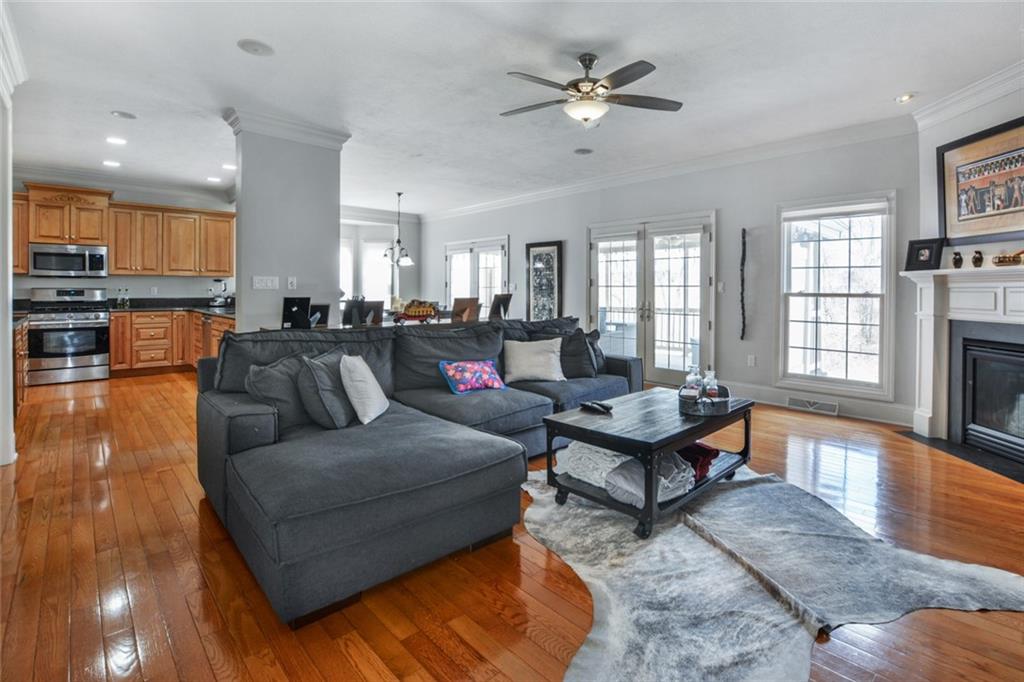 Gallery Image 6