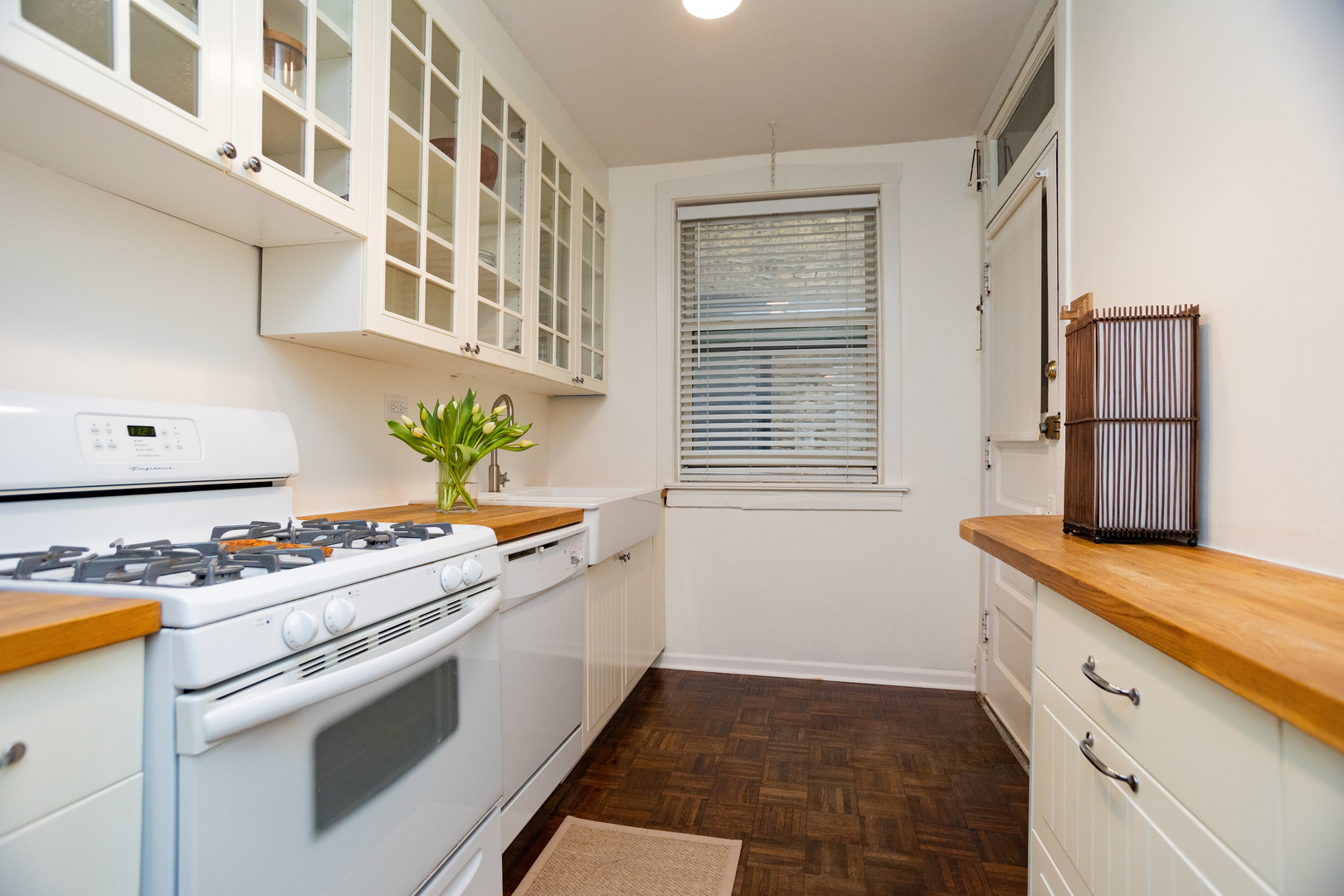 600 Sheridan Road, Unit 1W Evanston, IL 60202 - Photo 8 of 15 Gallery Image 8
