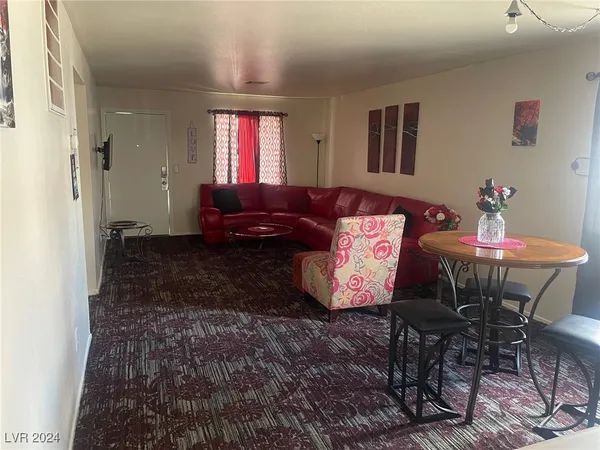 $757,900 | 4664 West Twain Avenue, Las Vegas, NV 89103