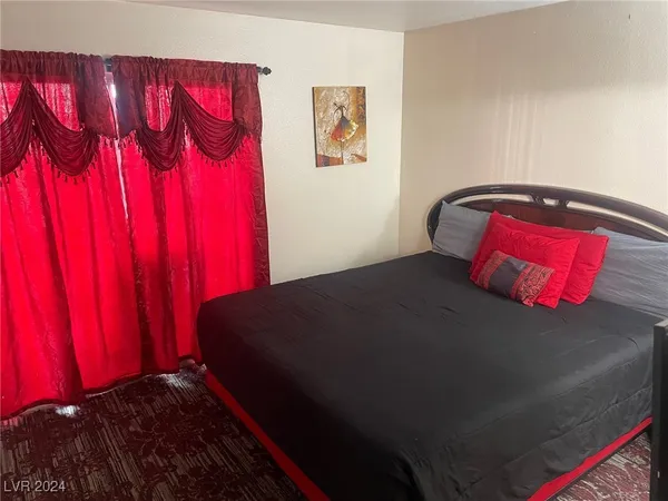 $757,900 | 4664 West Twain Avenue, Las Vegas, NV 89103