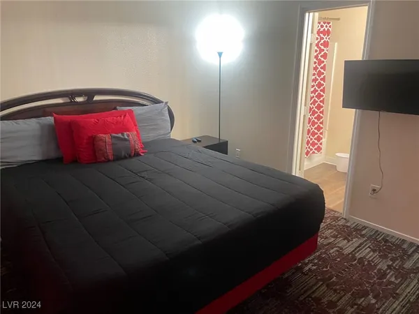 $757,900 | 4664 West Twain Avenue, Las Vegas, NV 89103