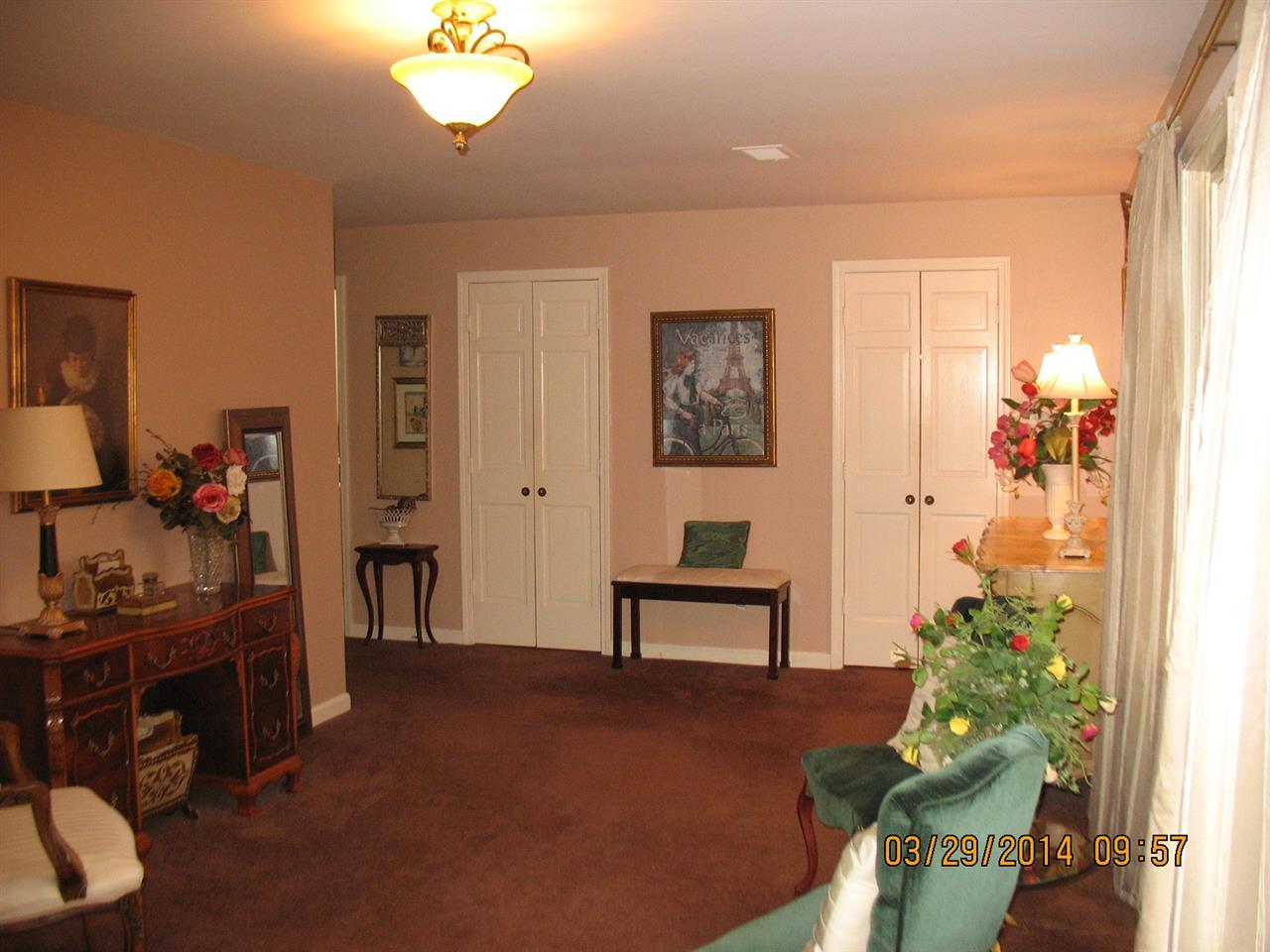6750 Newburgh Road Evansville, IN 47715 - Photo 19 of 26 Gallery Image 19