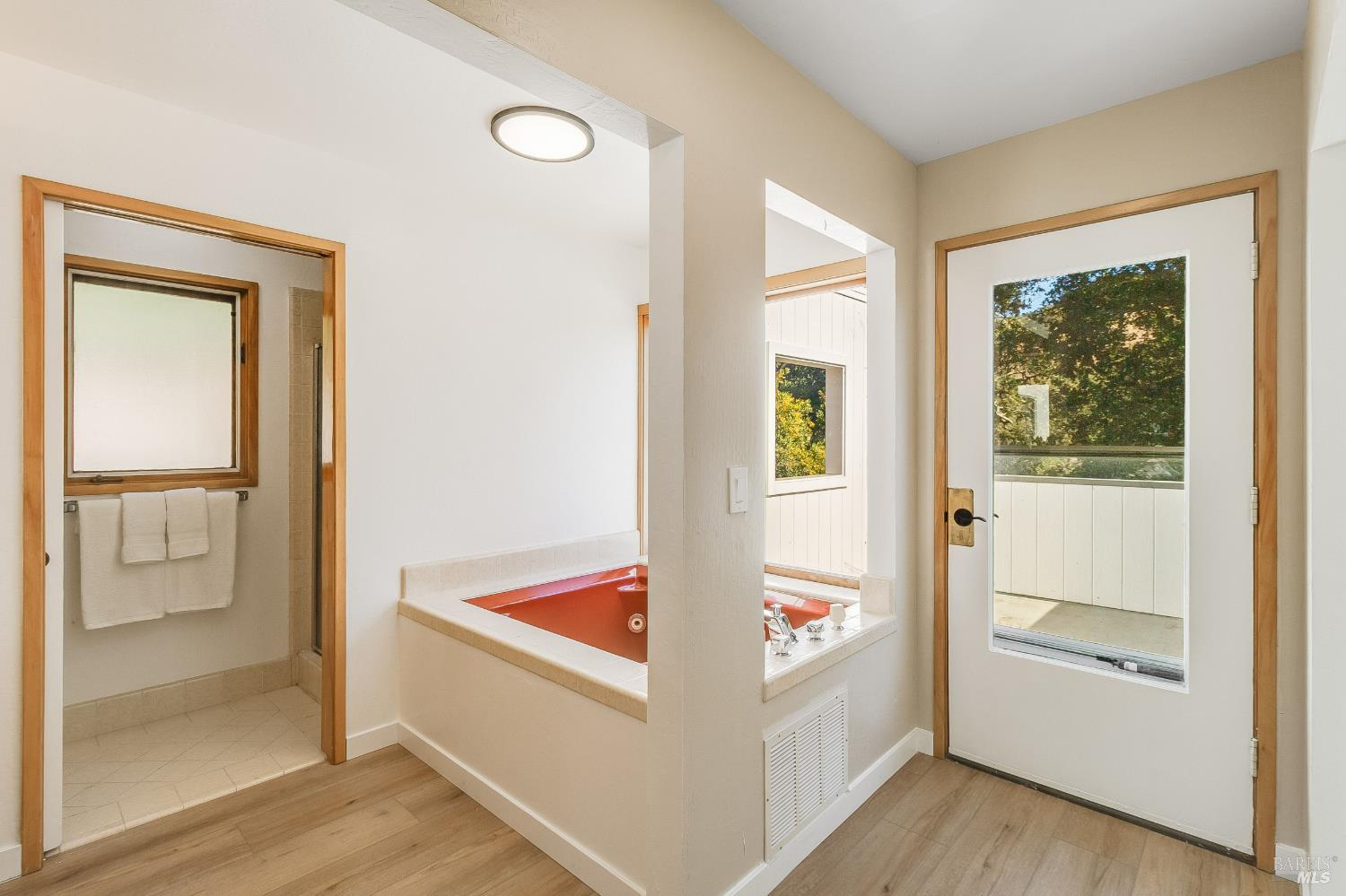 3384 Deer Hill Road Lafayette, CA 94549 - Photo 38 of 79 Gallery Image 38