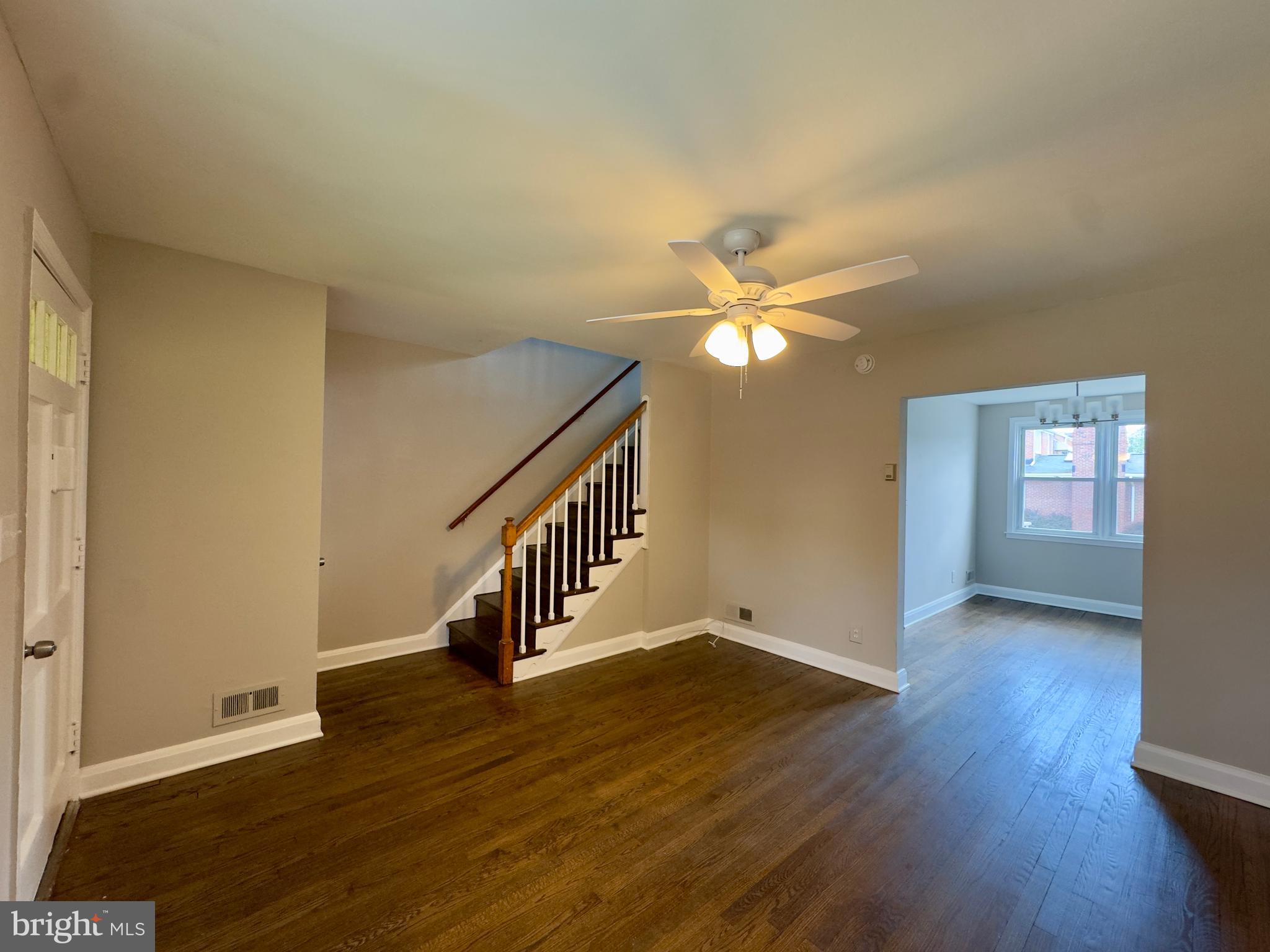 433 Oakwood Road Baltimore, MD 21222 - Photo 11 of 17