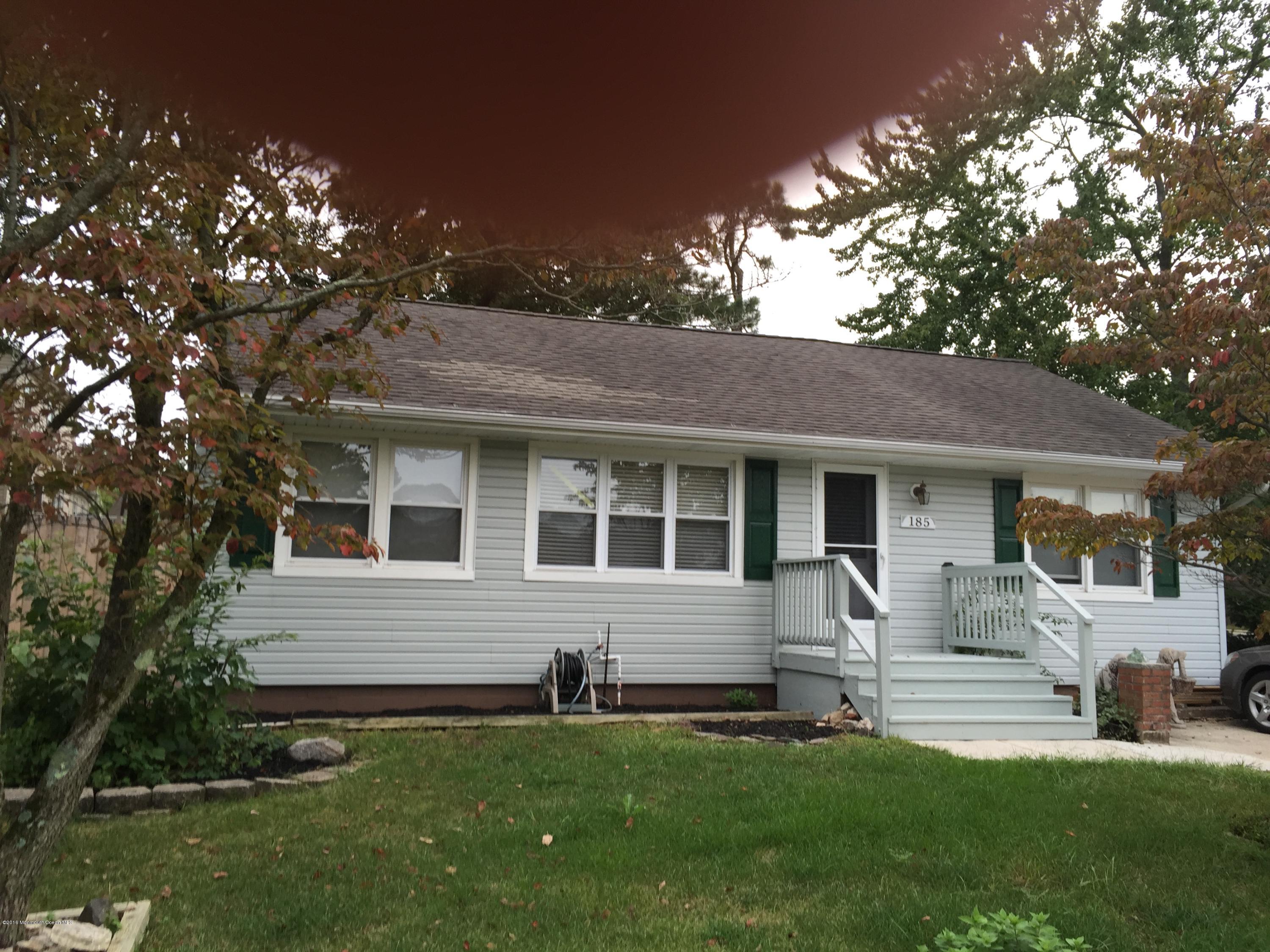185 Queen Ann Road Brick, NJ 08723 - Photo 4 of 13 IMG_0727
