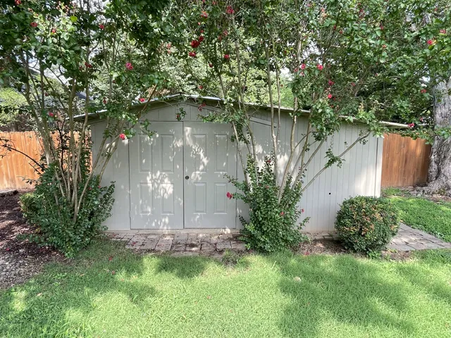 $2,195 | 915 Matthews Avenue, Nashville, TN 37216