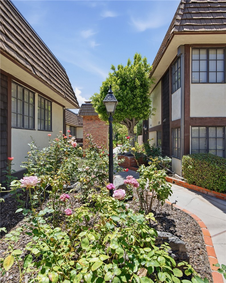 1429 Valley View Road, Unit 32 Glendale, CA 91202 - Photo 30 of 35