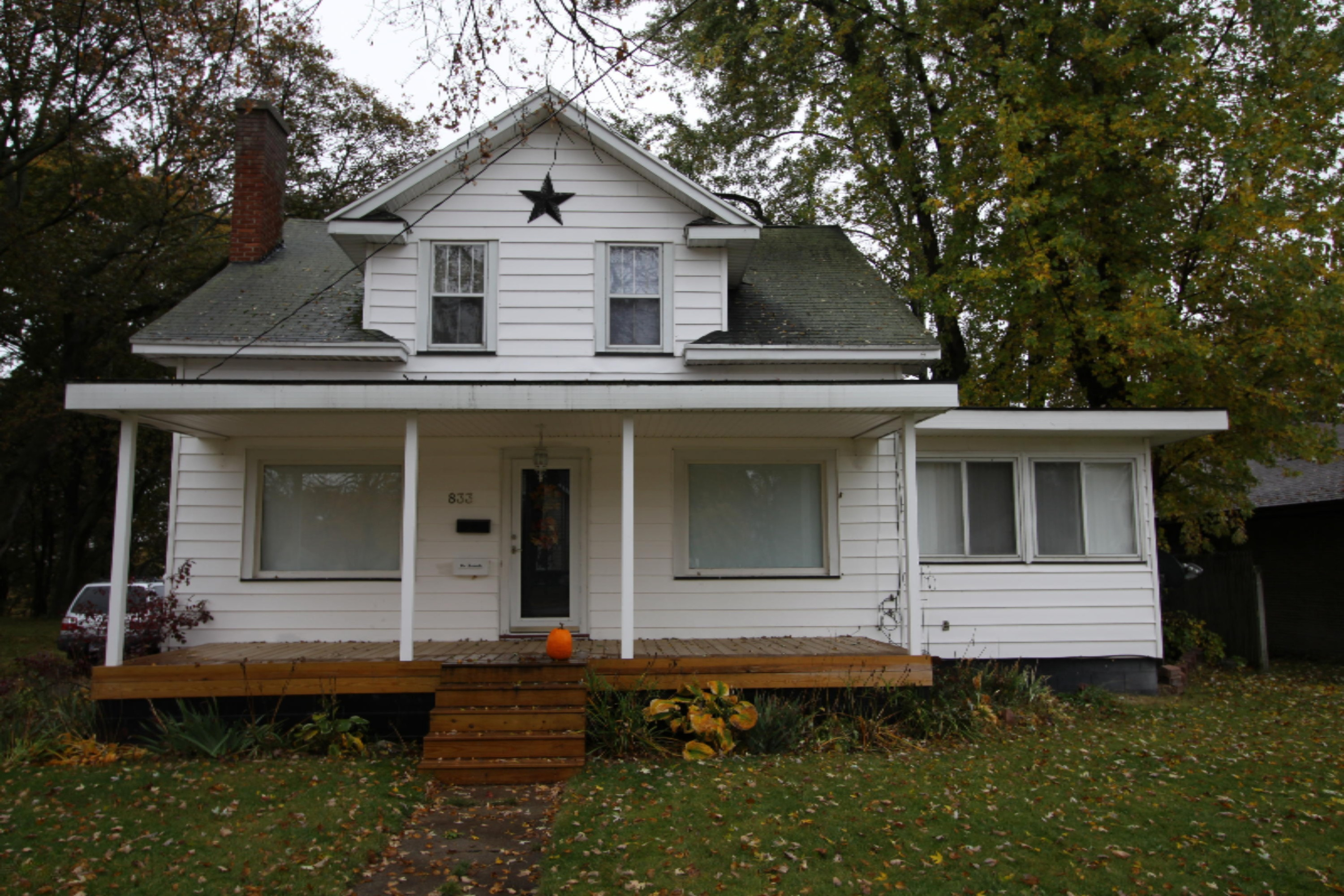 833 Ruddiman Drive Muskegon, MI 49445 - Photo 1 of 31 833 Ruddiman 081