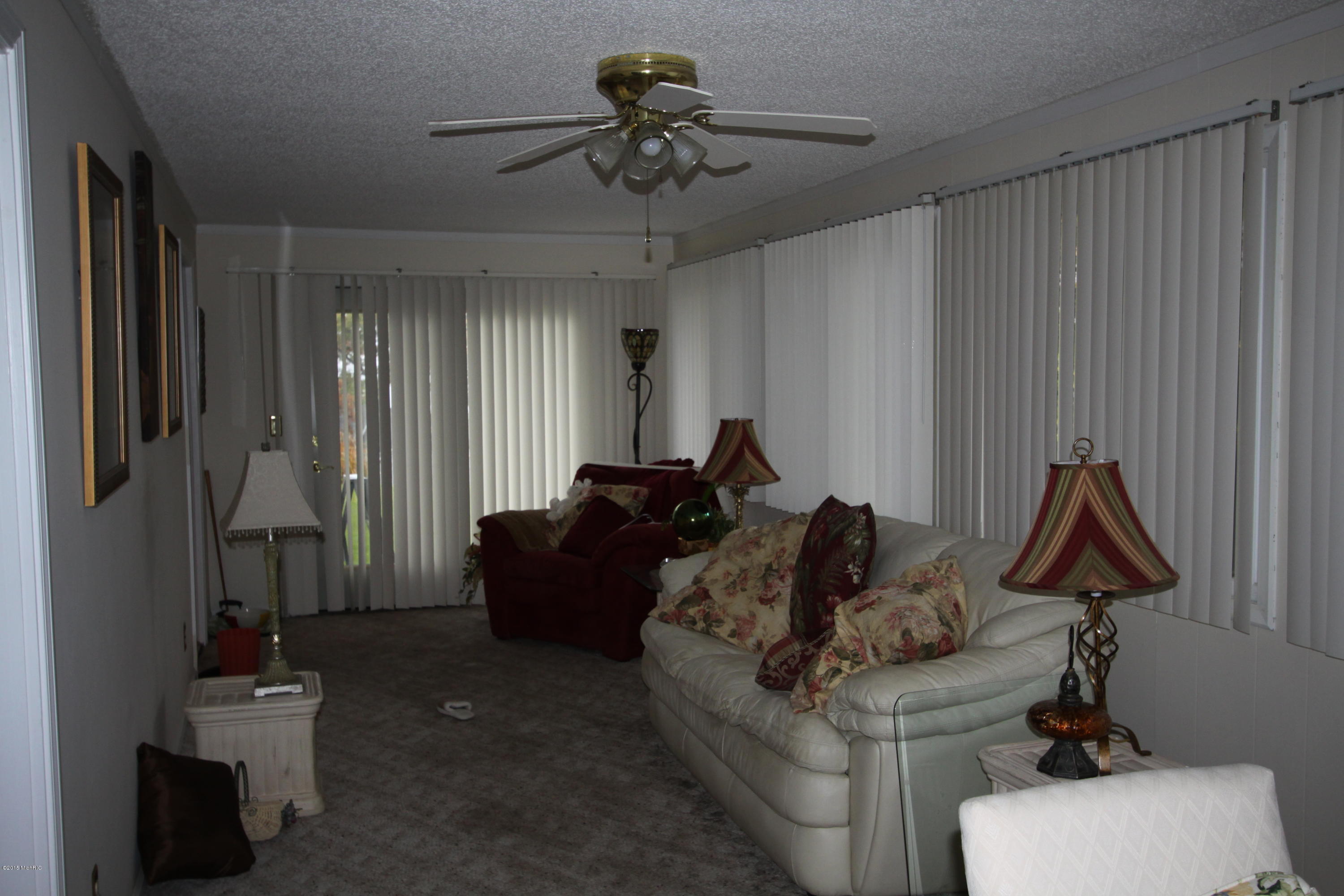 833 Ruddiman Drive Muskegon, MI 49445 - Photo 3 of 31 833 Ruddiman 056