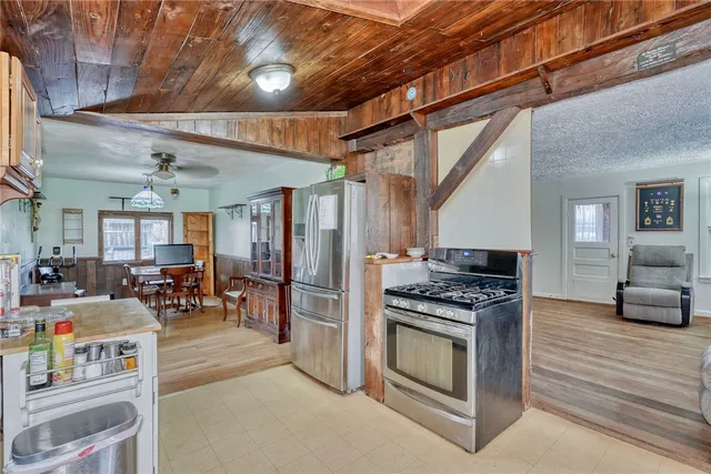 $299,900 | 13088 Ridge Road, Wolcott, NY 14590