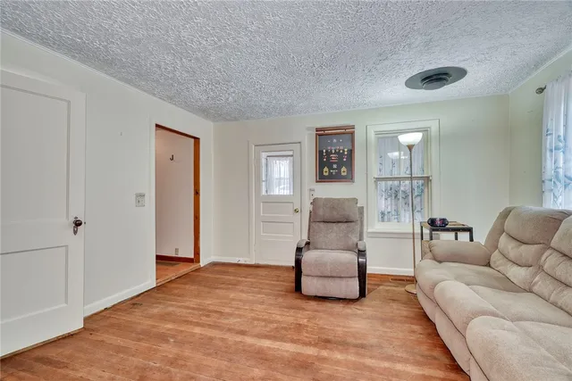 $299,900 | 13088 Ridge Road, Wolcott, NY 14590