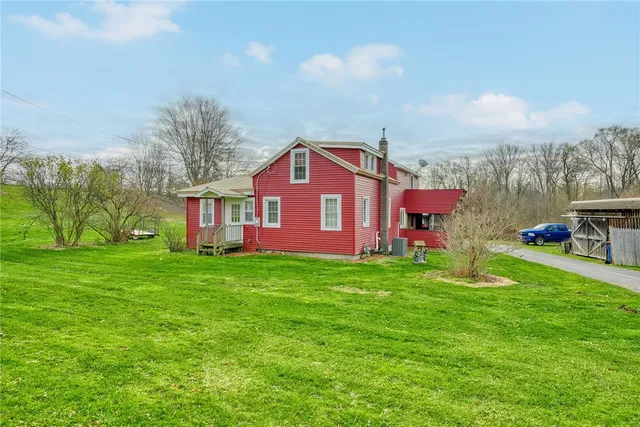 $299,900 | 13088 Ridge Road, Wolcott, NY 14590