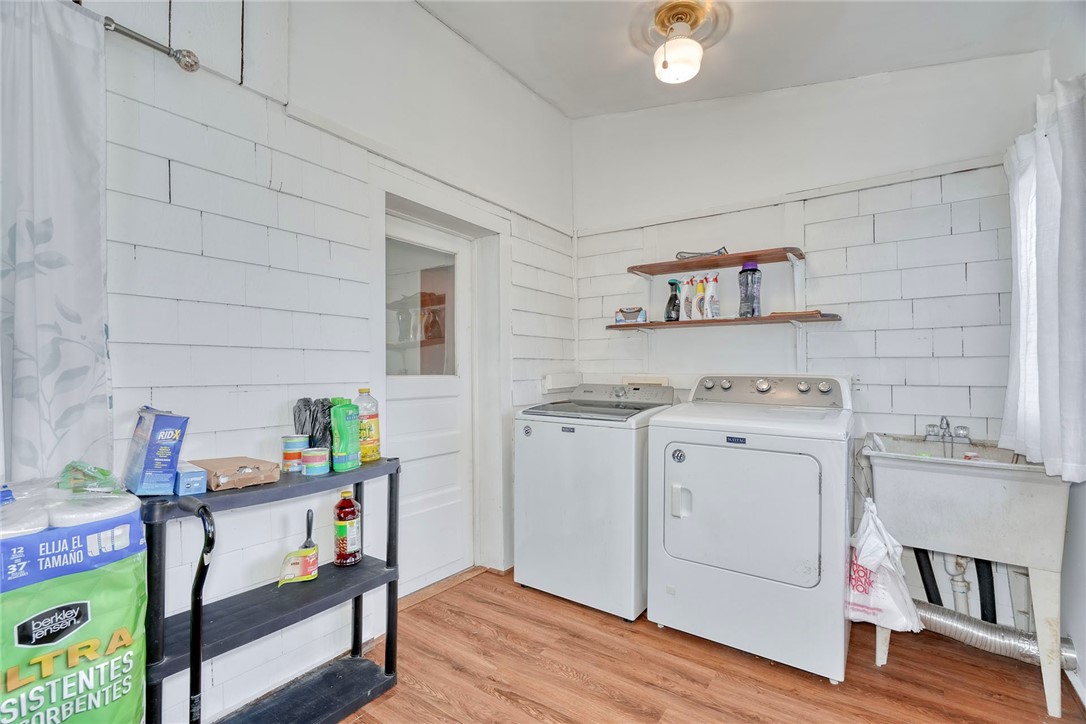 13088 Ridge Road Wolcott, NY 14590 - Photo 25 of 46 LAUNDRY