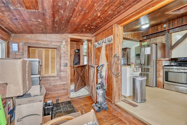 $299,900 | 13088 Ridge Road, Wolcott, NY 14590