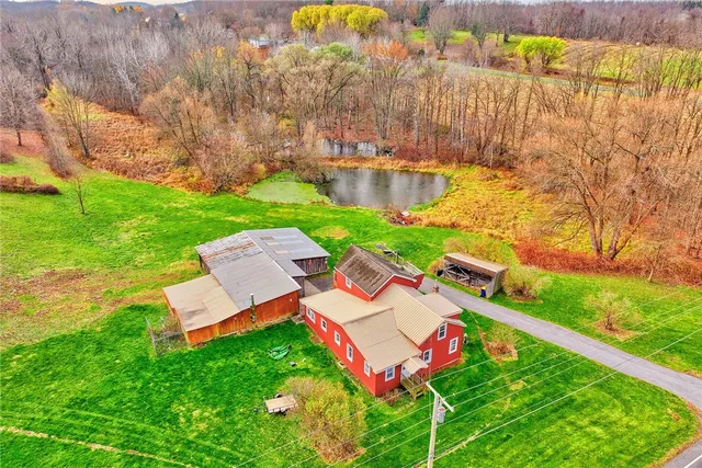 $299,900 | 13088 Ridge Road, Wolcott, NY 14590