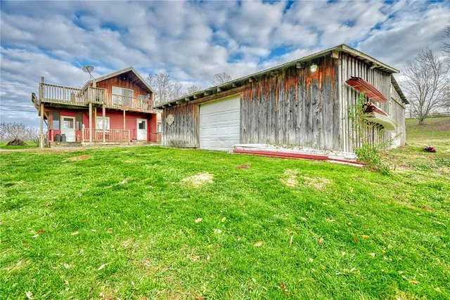 $299,900 | 13088 Ridge Road, Wolcott, NY 14590