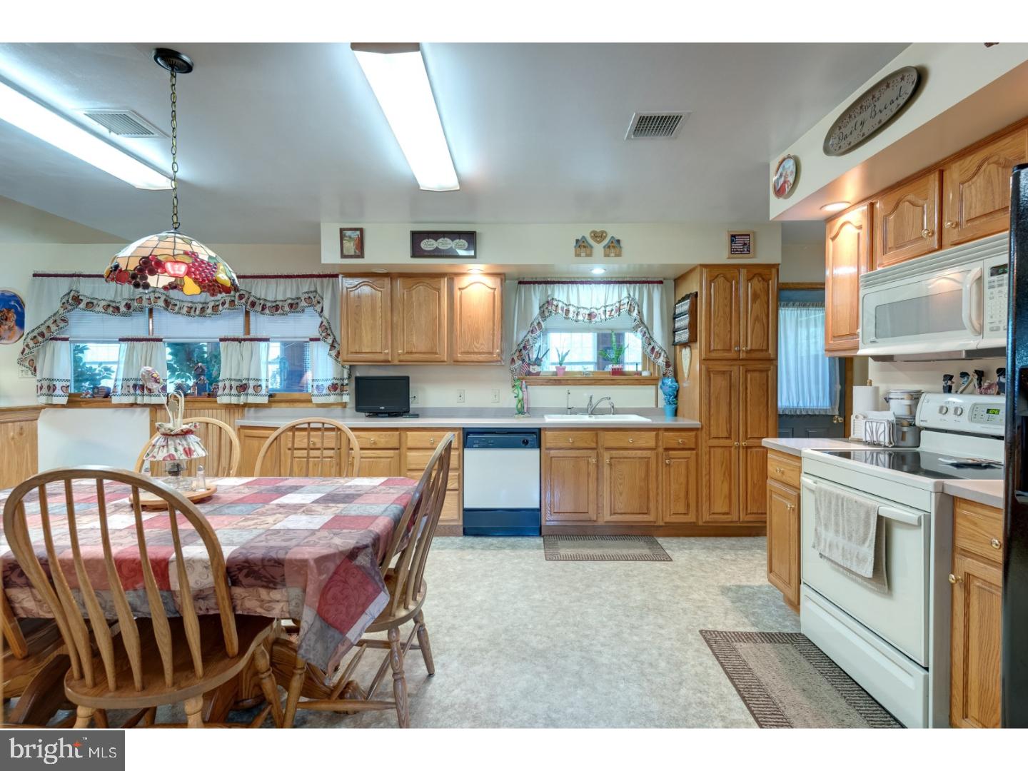 444 Baptist Church Road Spring City, PA 19475 - Photo 11 of 25 Gallery Image 11