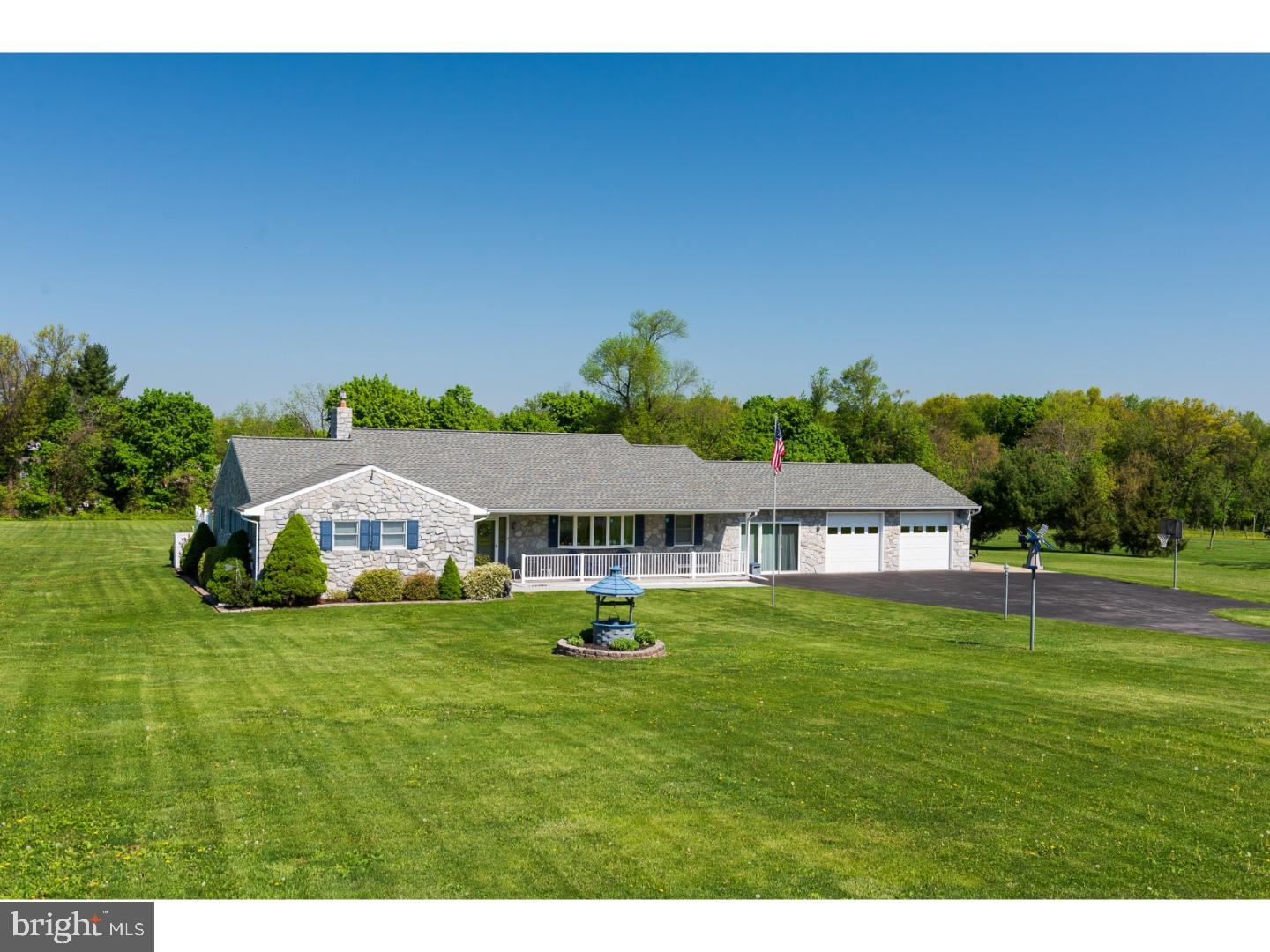 444 Baptist Church Road Spring City, PA 19475 - Photo 6 of 25 Gallery Image 6