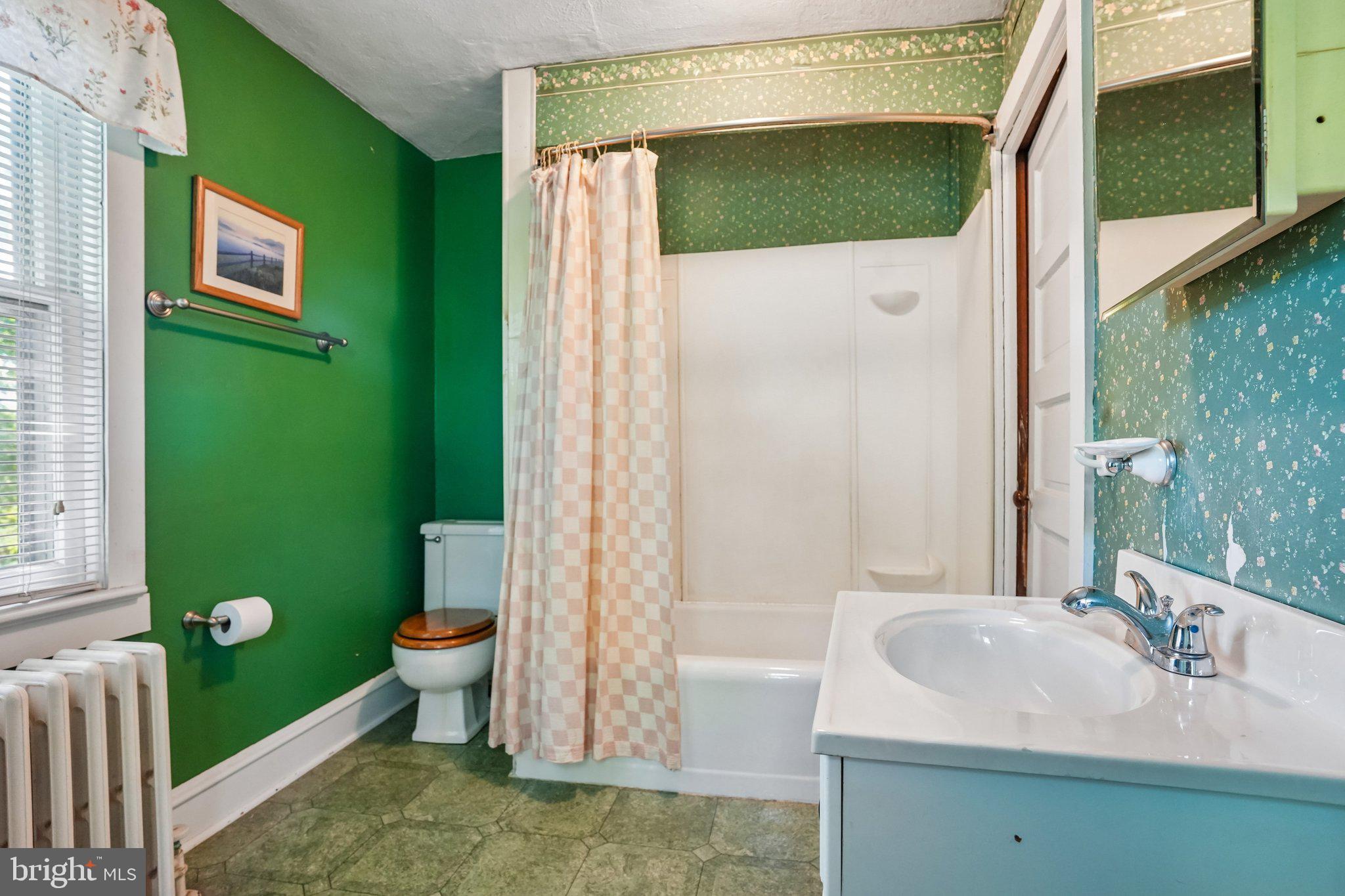 361 Democrat Road Gibbstown, NJ 08027 - Photo 22 of 26 Charming vintage bathroom retreat.