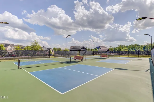 $689,900 | 205 Mint Julep Way, Holly Springs, NC 27540