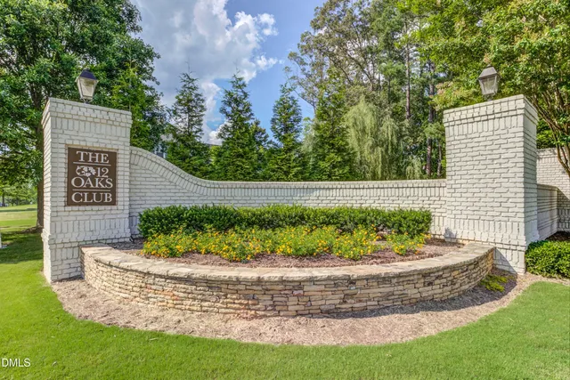 $689,900 | 205 Mint Julep Way, Holly Springs, NC 27540