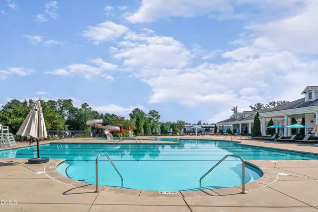 $689,900 | 205 Mint Julep Way, Holly Springs, NC 27540