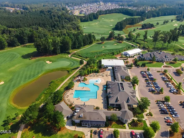 $689,900 | 205 Mint Julep Way, Holly Springs, NC 27540