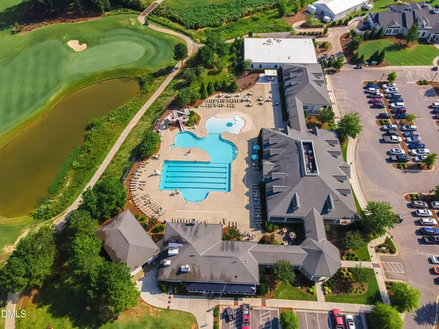 $689,900 | 205 Mint Julep Way, Holly Springs, NC 27540