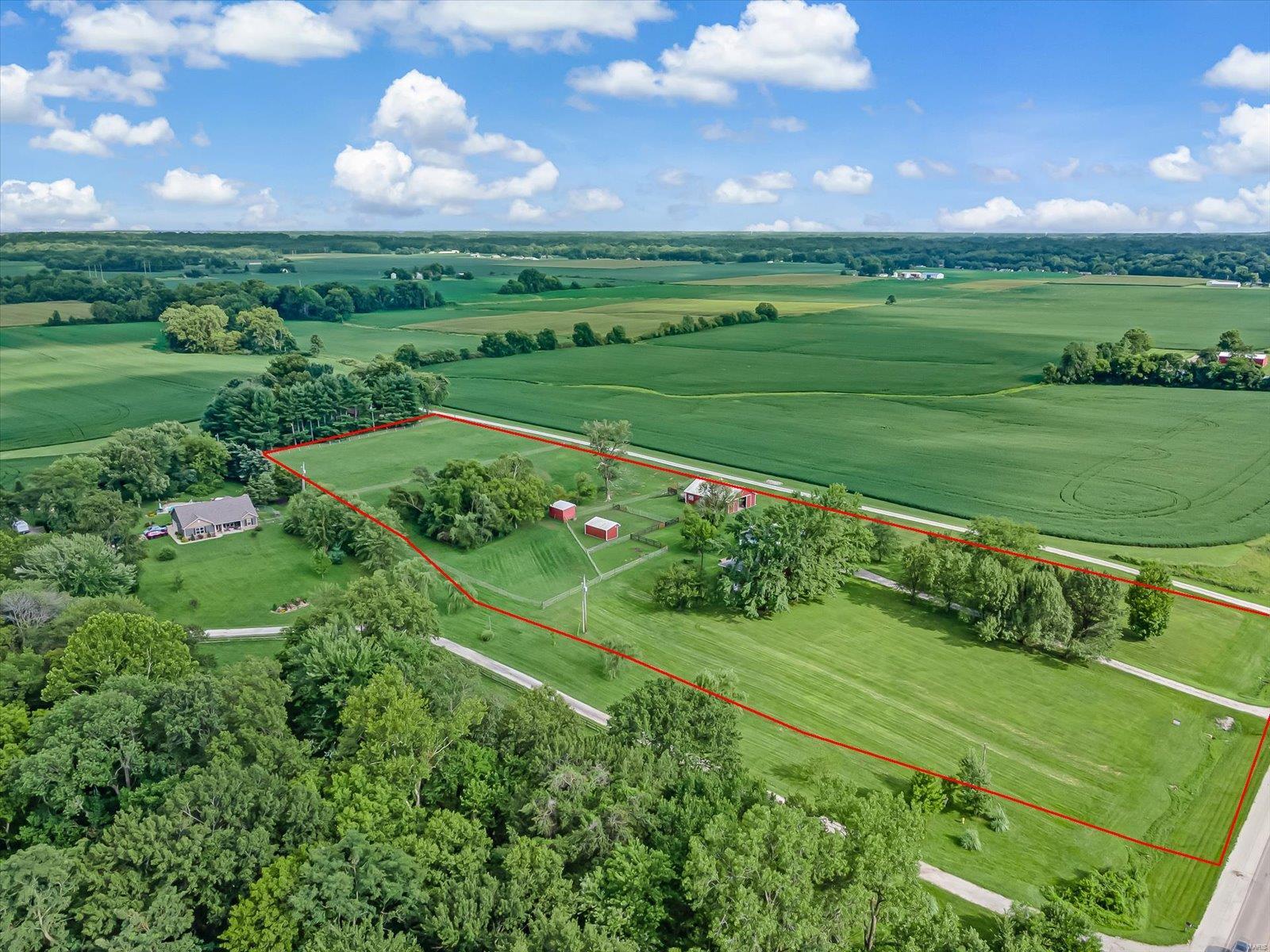 822 Scott Troy Road Lebanon, IL 62254 - Photo 3 of 35 Gallery Image 3
