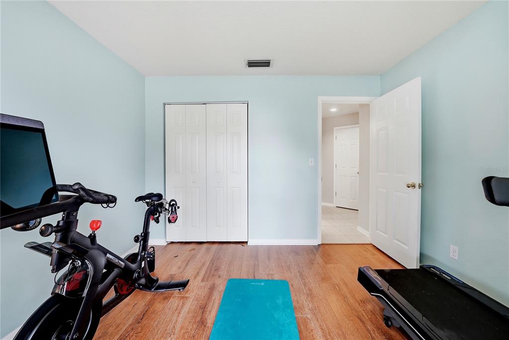 2012 Bridgehampton Place Brandon, FL 33511 - Photo 17 of 32 Gallery Image 17