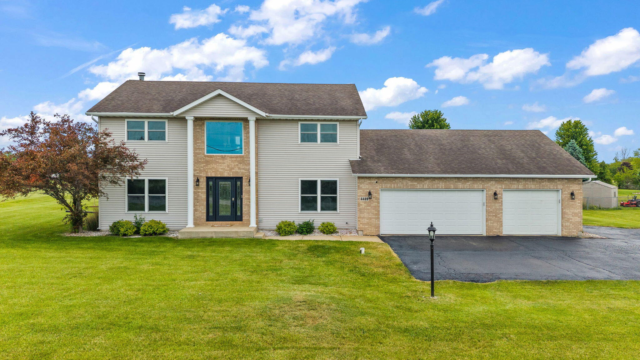 4489 East 101st Avenue Crown Point, IN 46307 - Photo 2 of 46 2048x1152