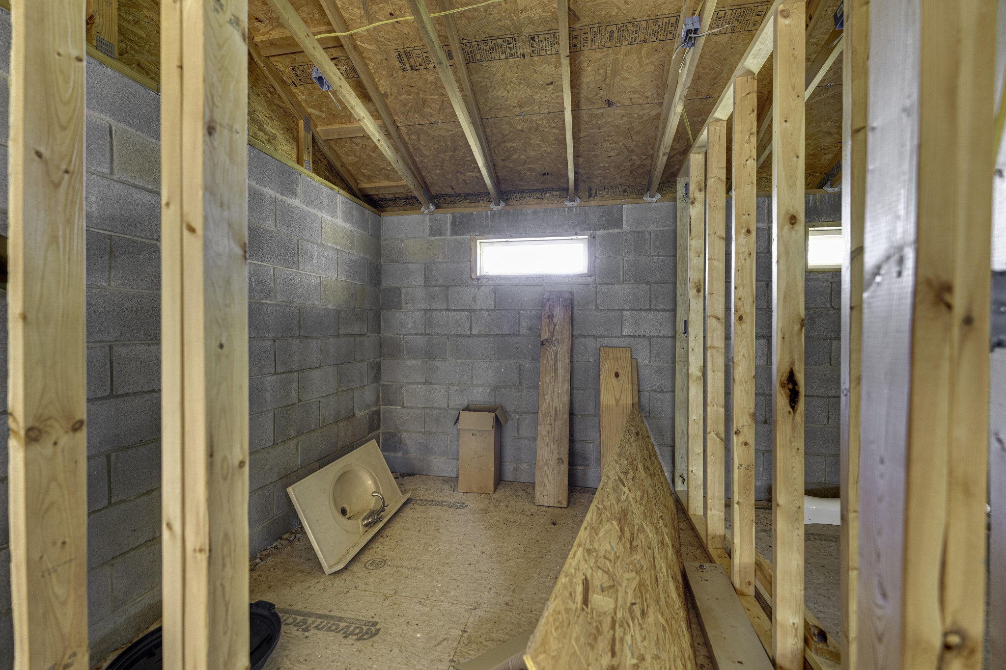 872 Motes Road Spring City, TN 37381 - Photo 16 of 21 a bathroom with a shower