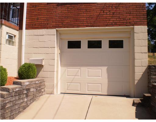 118 Leon Road Green Tree, PA 15220 - Photo 13 of 18 Exterior Front. Vinyl garage door installed in 2004.