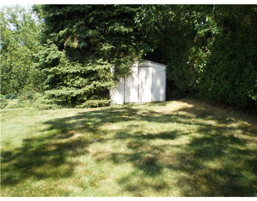 118 Leon Road Green Tree, PA 15220 - Photo 14 of 18 Yard/Garden. Tool shed was added in 2004. Located in rear of yard.