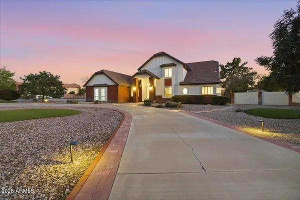 $1,375,000 | 1831 East Linda Lane, Gilbert, AZ 85234