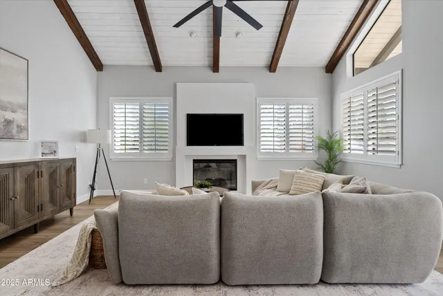 $1,455,000 | 1831 East Linda Lane, Gilbert, AZ 85234