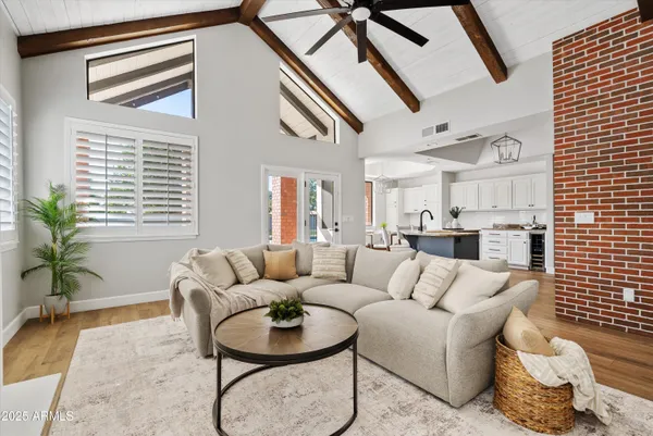 $1,375,000 | 1831 East Linda Lane, Gilbert, AZ 85234