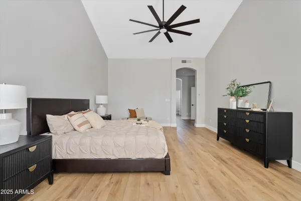 $1,375,000 | 1831 East Linda Lane, Gilbert, AZ 85234