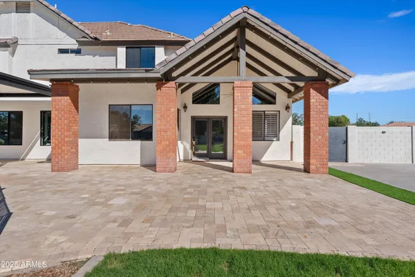$1,375,000 | 1831 East Linda Lane, Gilbert, AZ 85234