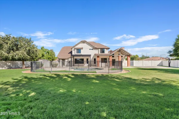 $1,375,000 | 1831 East Linda Lane, Gilbert, AZ 85234