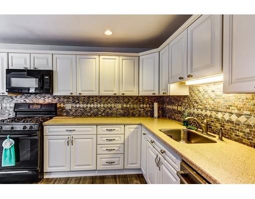 28 Virginia Road Natick, MA 01760 - Photo 3 of 29 Gallery Image 3