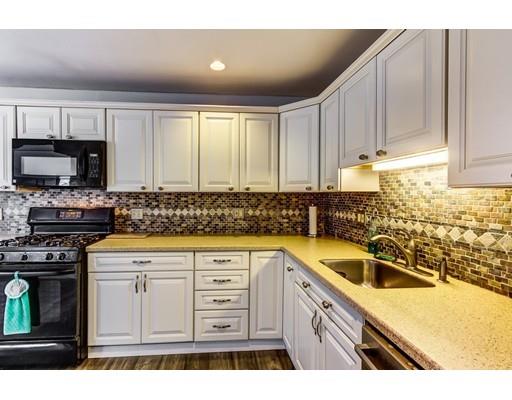 28 Virginia Road Natick, MA 01760 - Photo 4 of 29 Gallery Image 4