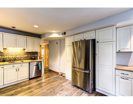 28 Virginia Road Natick, MA 01760 - Photo 7 of 29 Gallery Image 7