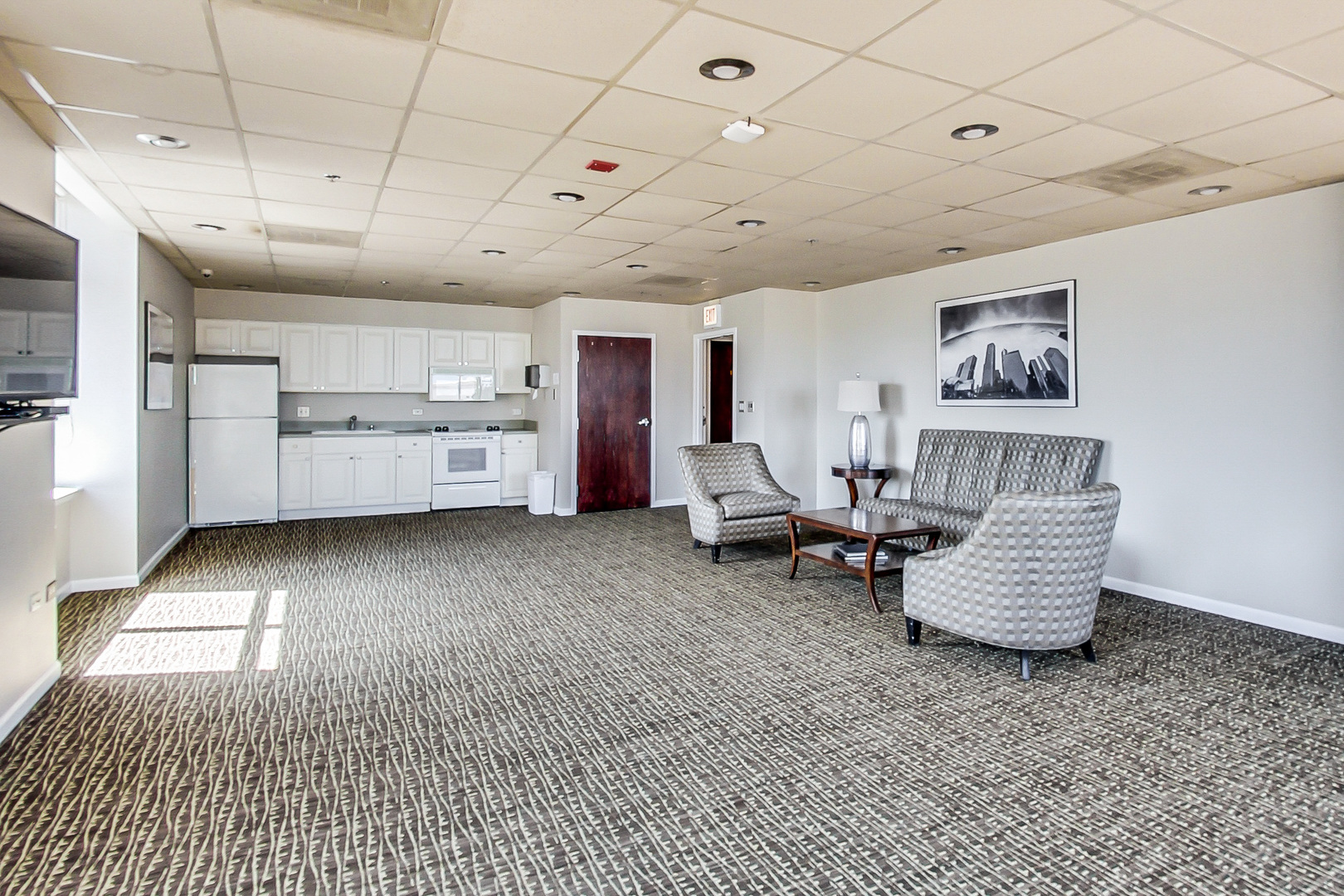 1122 North Dearborn Street, Unit 7A Chicago, IL 60610 - Photo 25 of 25 a view of workspace with furniture and window