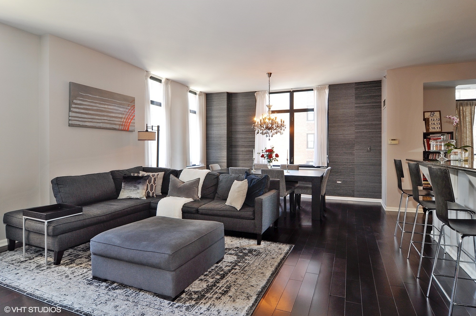 1122 North Dearborn Street, Unit 7A Chicago, IL 60610 - Photo 6 of 25 a living room with furniture and a window